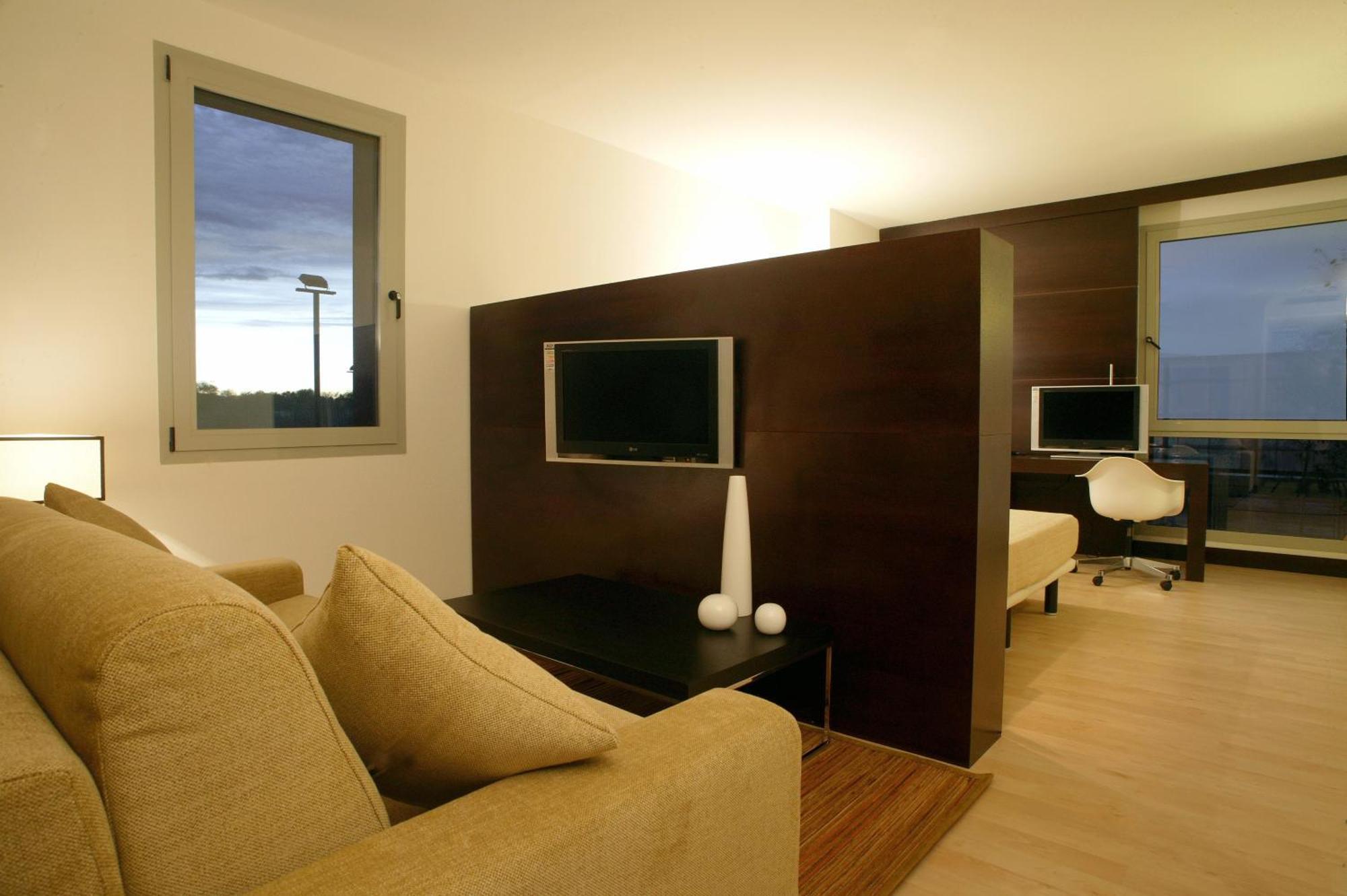โรงแรมยูโรสตาร์ส มาดริด โปซูเอโล เด อาลาร์กอน ห้อง รูปภาพ