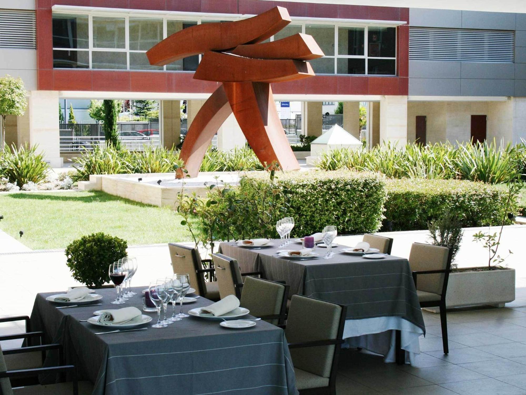 โรงแรมยูโรสตาร์ส มาดริด โปซูเอโล เด อาลาร์กอน ร้านอาหาร รูปภาพ